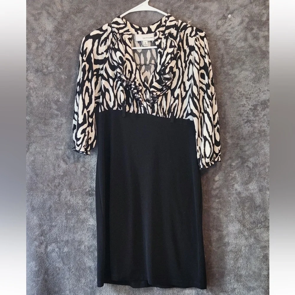 Lucy & Laurel Black and Cream Long Sleeve Dress - Picture 2 of 7